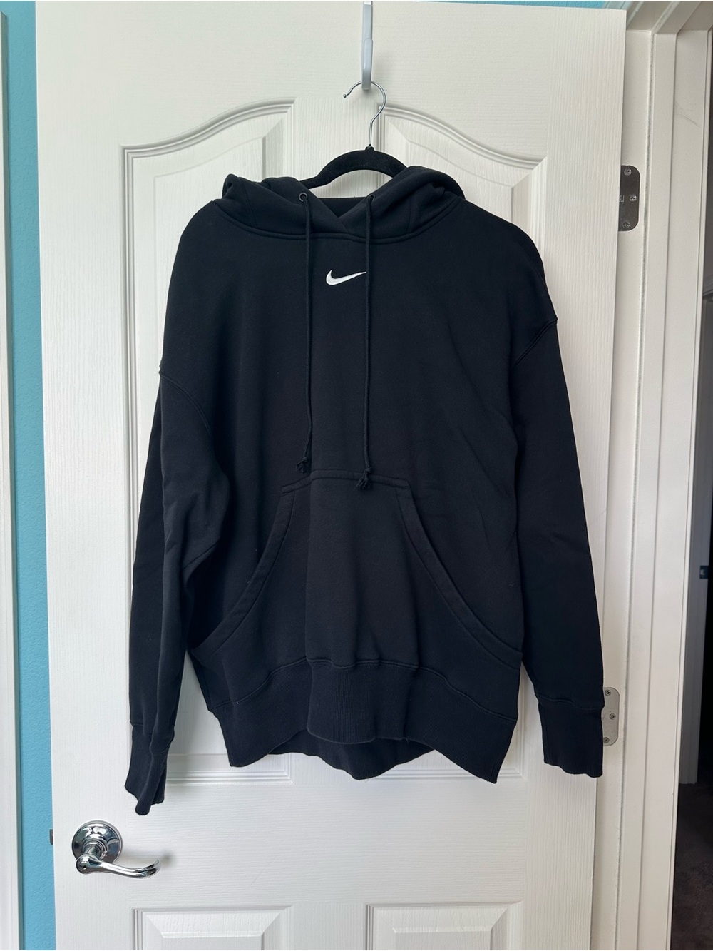 NIKE Women’s Black Hoodie